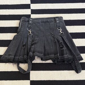 Hot Topic Charcoal Pleated Skirt